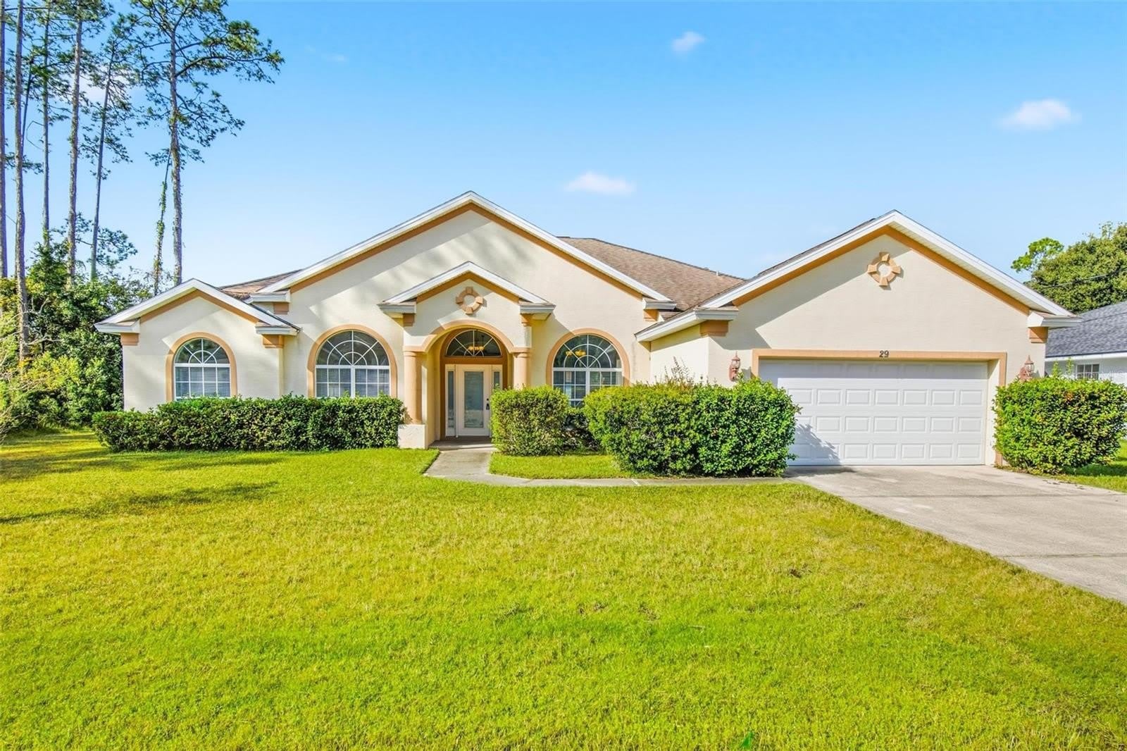 29 E DIAMOND Drive – photo 2