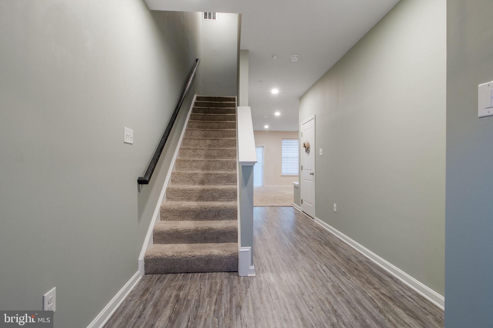 7771 VENICE Lane – photo 4