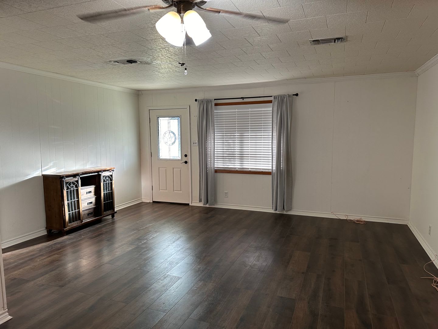 Rental in Groves, Tx – photo 4