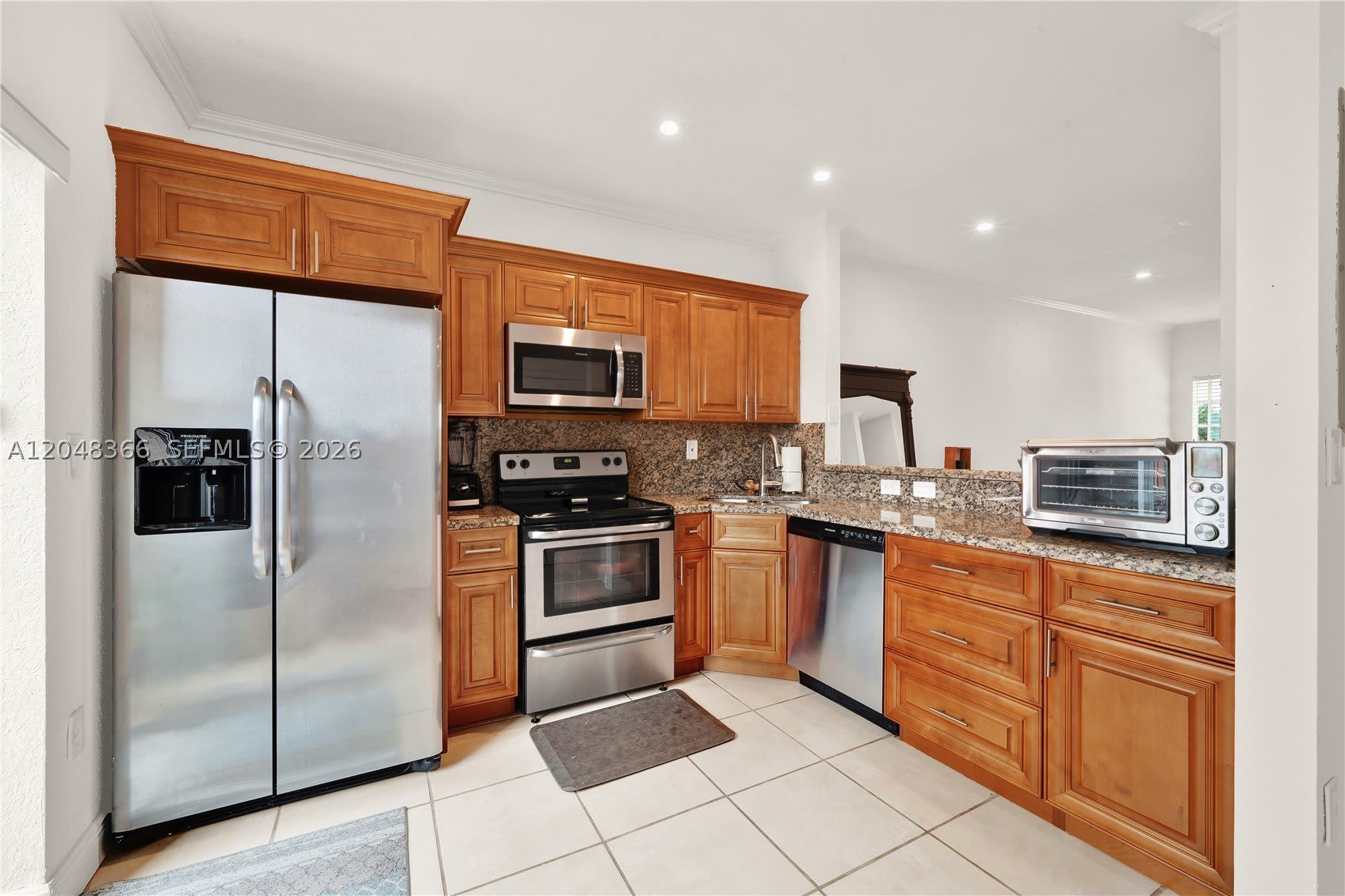 17066 SW 138th Ct – photo 4