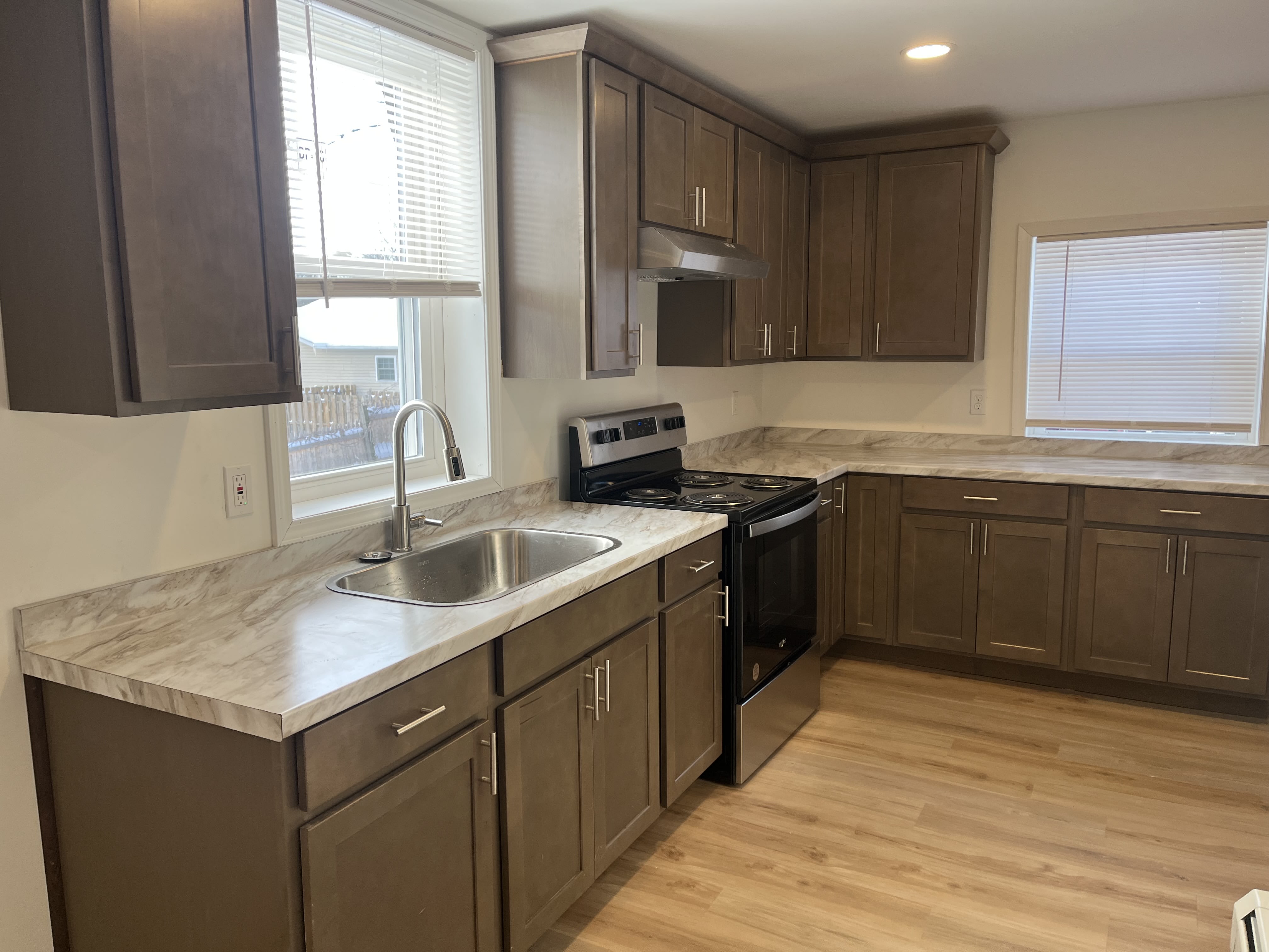 525 Summit Avenue – photo 2