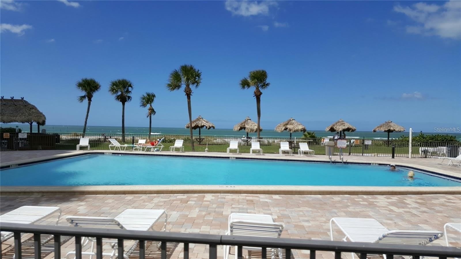 1480 GULF Boulevard – photo 5