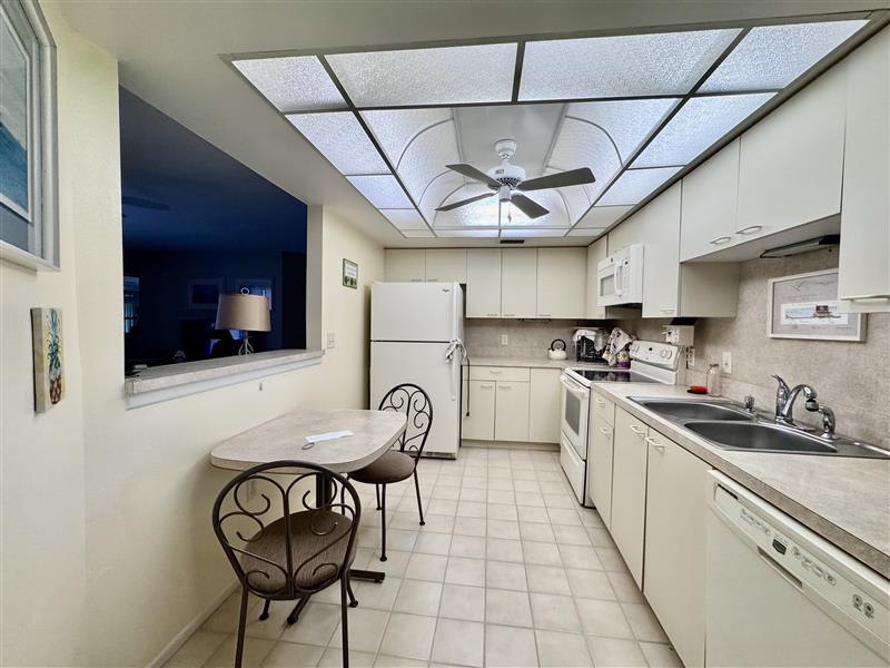 802 Capri Isles Blvd. #233 – photo 5