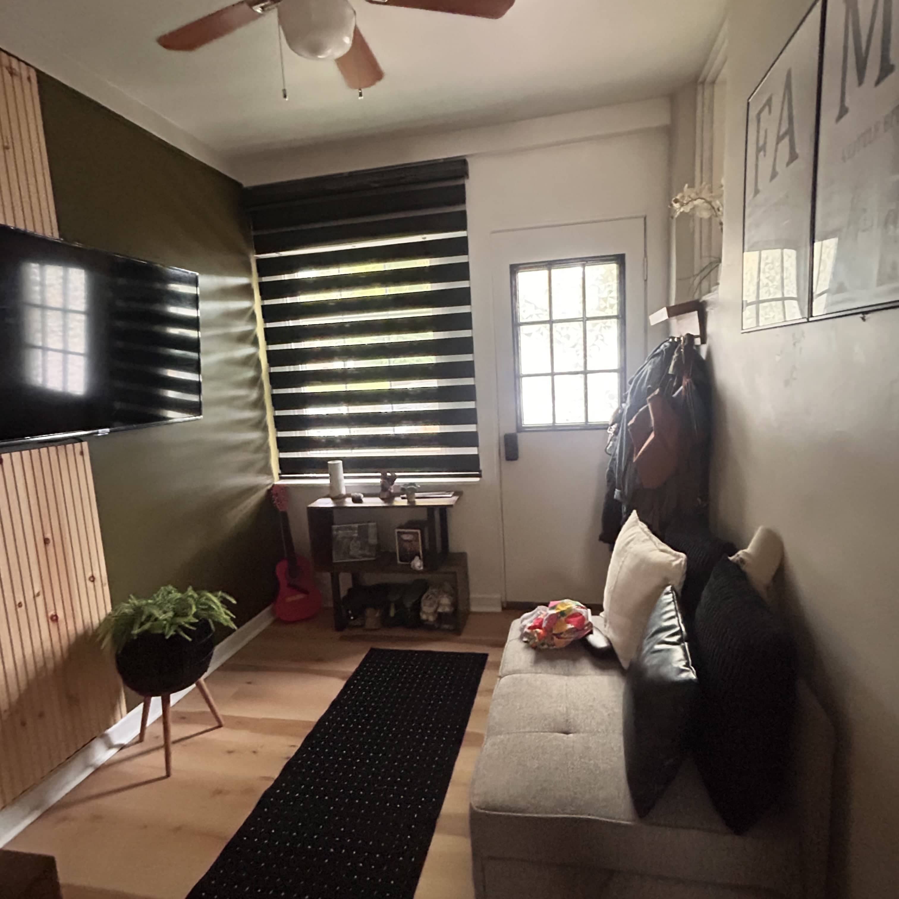 402 Douglass St – photo 5