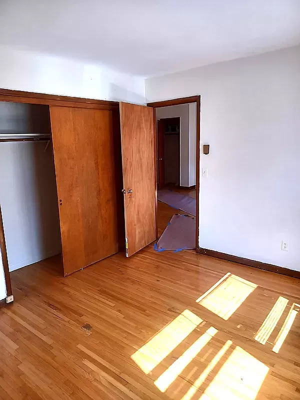 869 Forest Avenue – photo 4