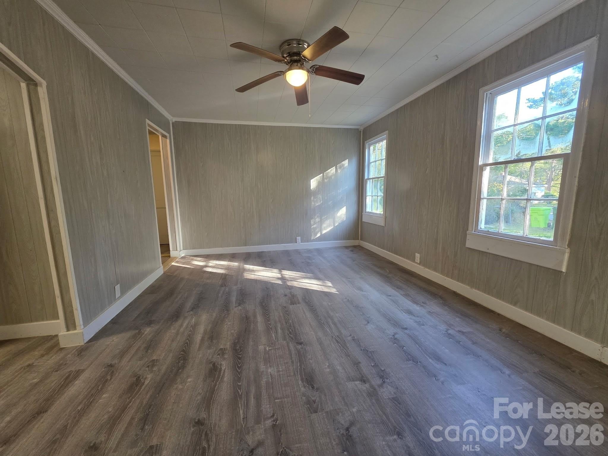 4723 Linden Street – photo 4