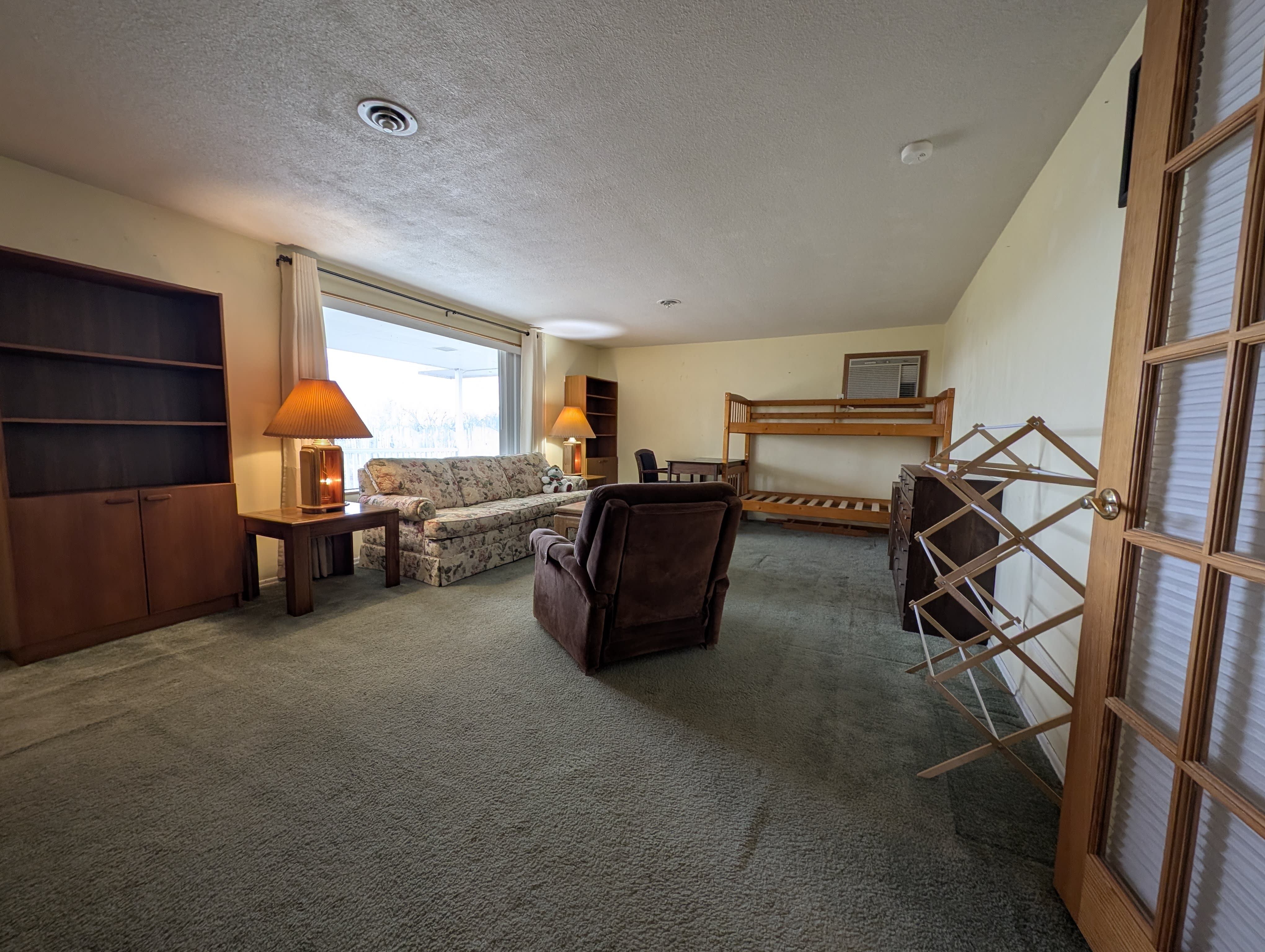 15203 South Locust Lane – photo 4