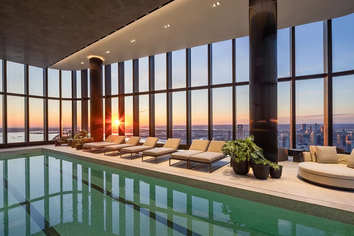 125 Greenwich St # 709 – photo 2