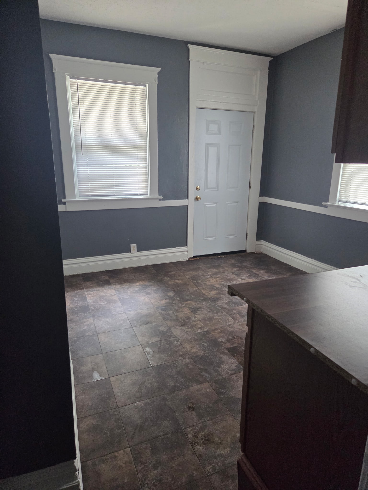 704 East La Salle Street – photo 2