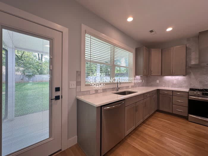 4531 Sampson Street – photo 4