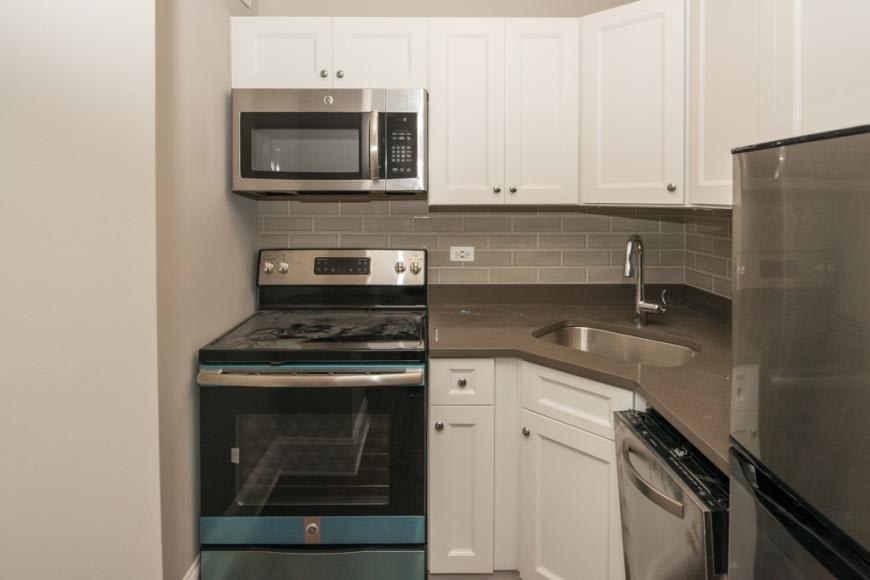 815 Lakeside Pl. – photo 3