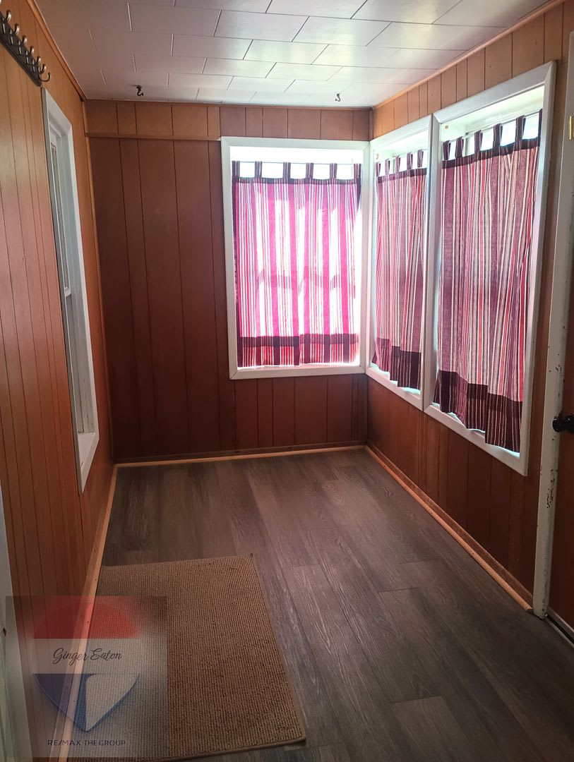 2 Bedroom Central Home For Rent – photo 2
