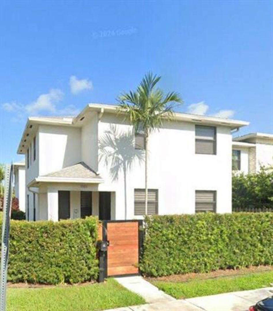 1101 NE 3rd Ave th 1101, Fort Lauderdale, FL 33304 – photo 2