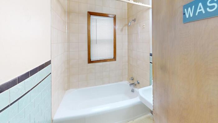 218 North 12Th Street – photo 3