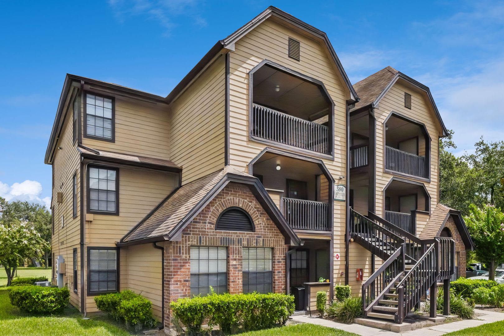 1 1 Condo In Gated Lakefront Community Of Altamonte Springs – photo 3