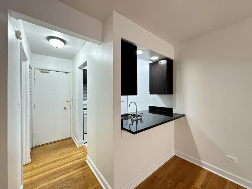 6828 Sheridan – photo 2