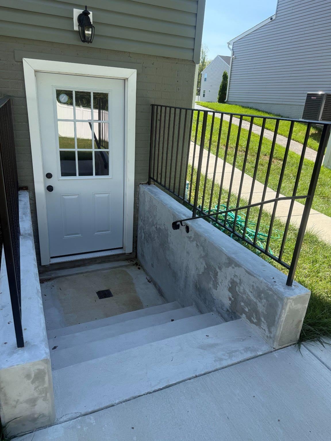 512 Rivers Edge Drive – photo 1