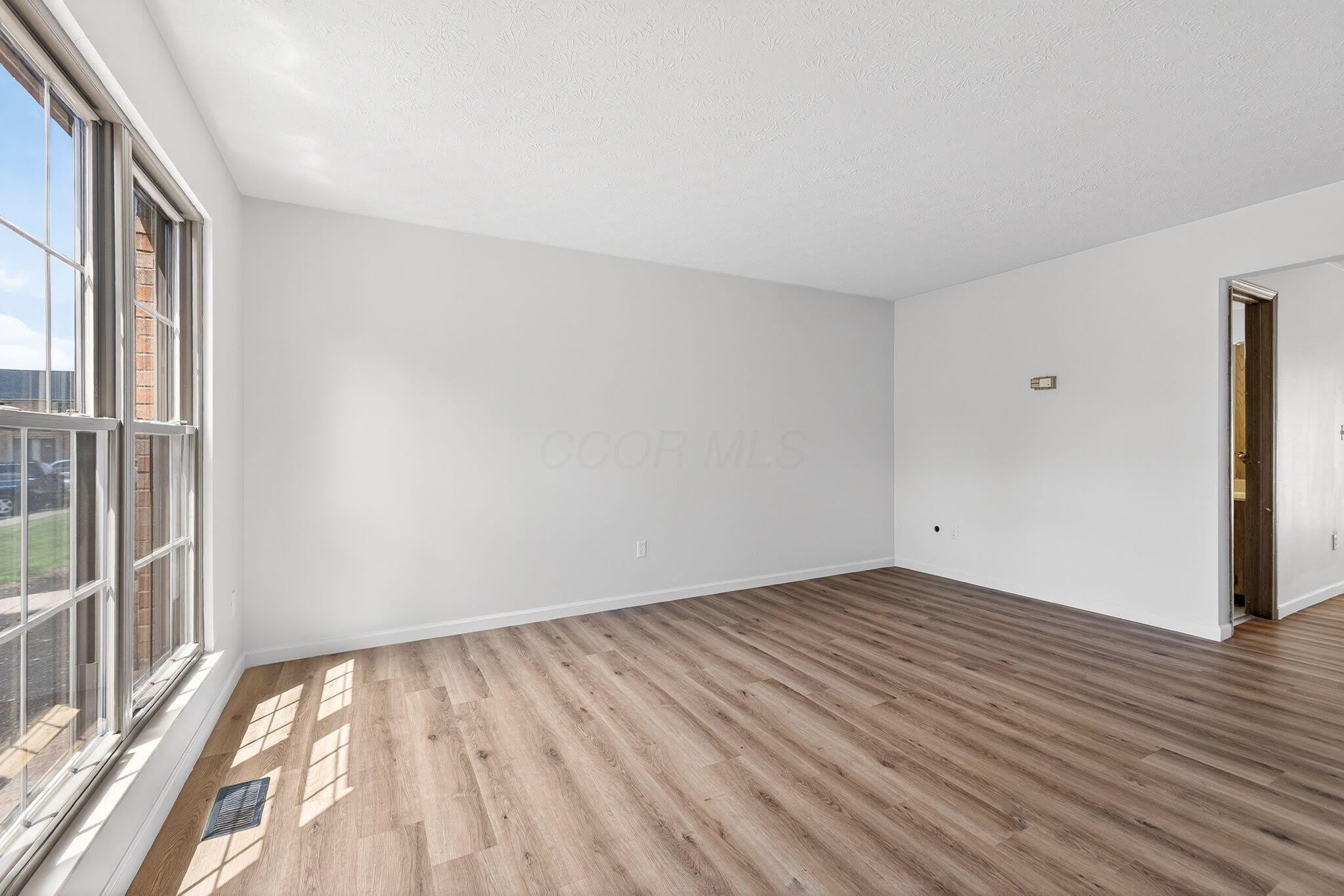 6462 Brookedge Court – photo 5