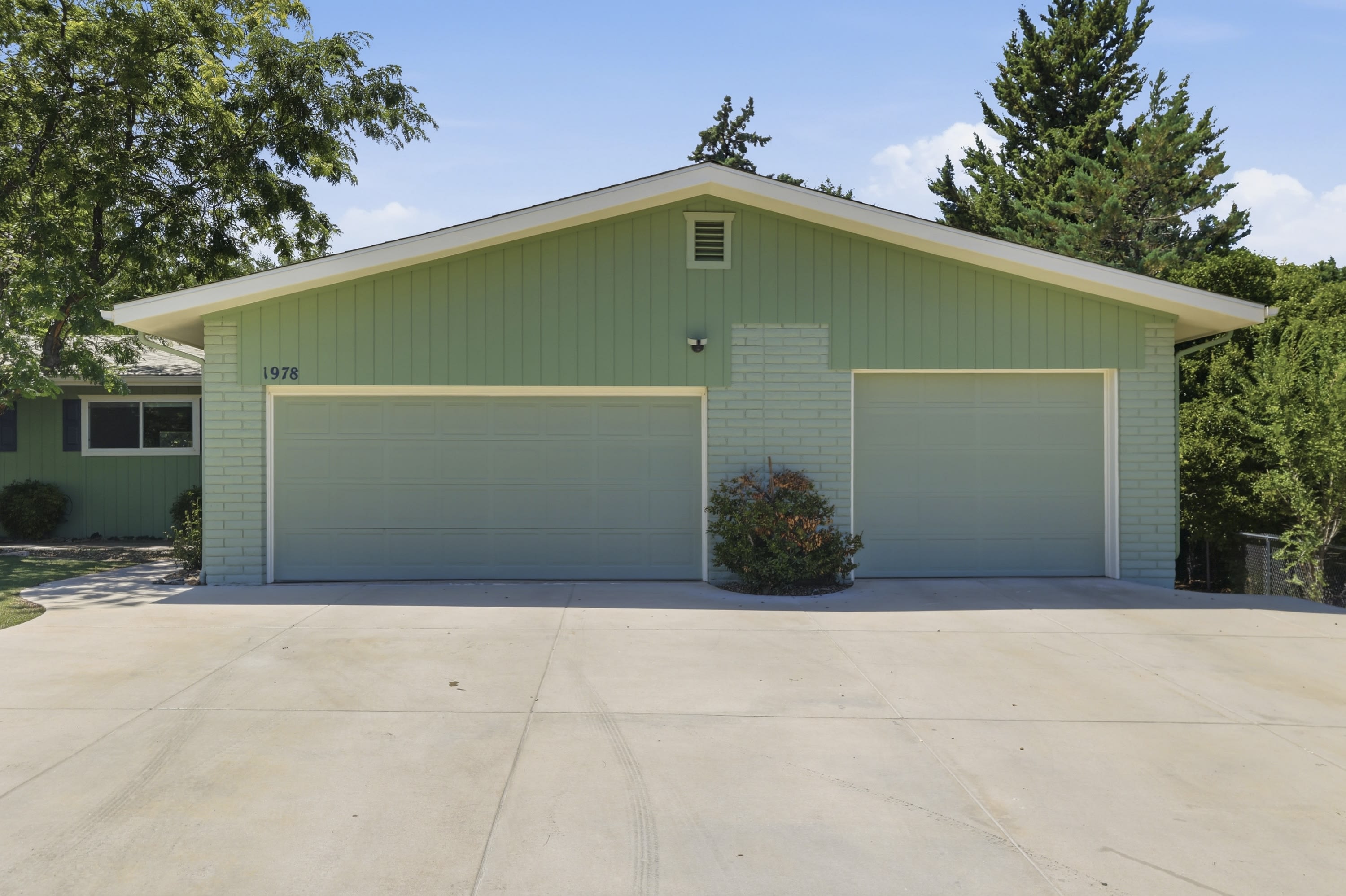1978 Catalpa Circle – photo 4