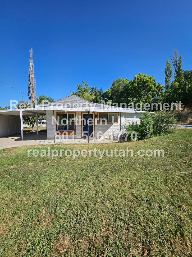 3 Bedroom 1 Bath Home Now Available in Ogden – photo 2