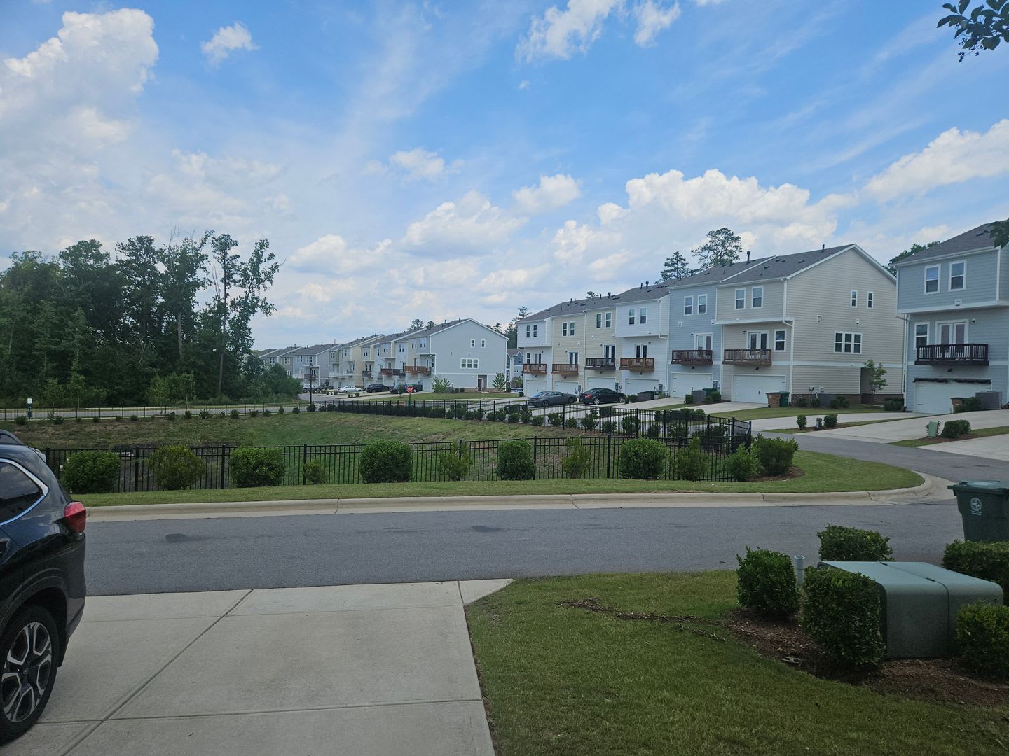Gorgeous 3Br 2.5Ba Home in Cary! Available Now! – photo 4