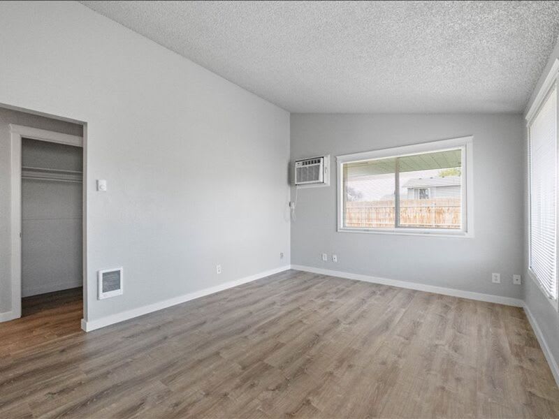 4109 W Kennewick Ave – photo 4