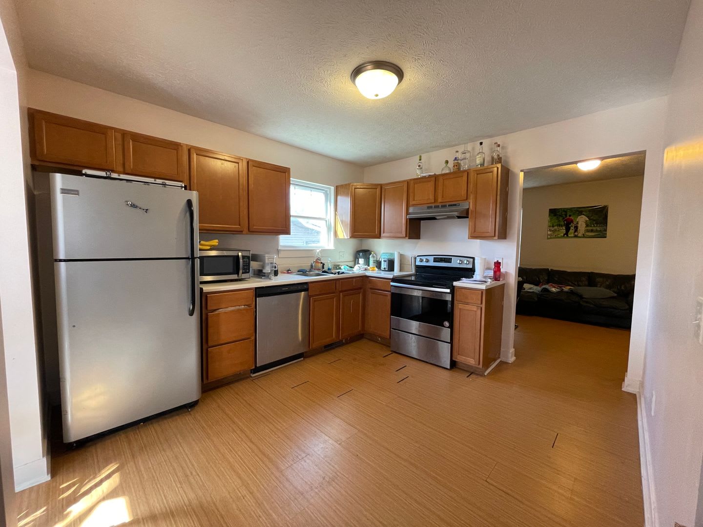 **AUGUST 2027** 3 Bedroom 3.5 Bathroom House – photo 2