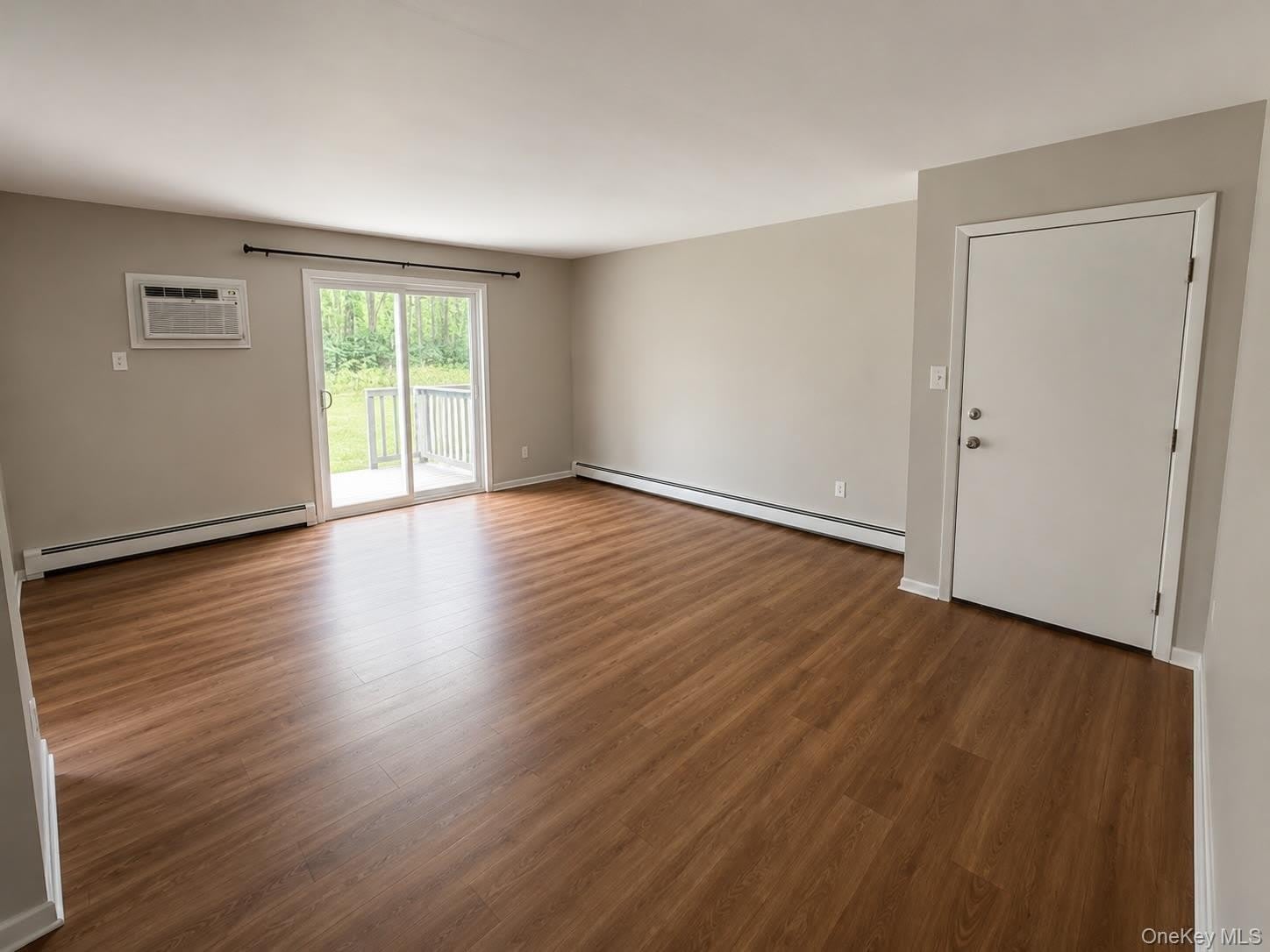 2 Locust Court – photo 1