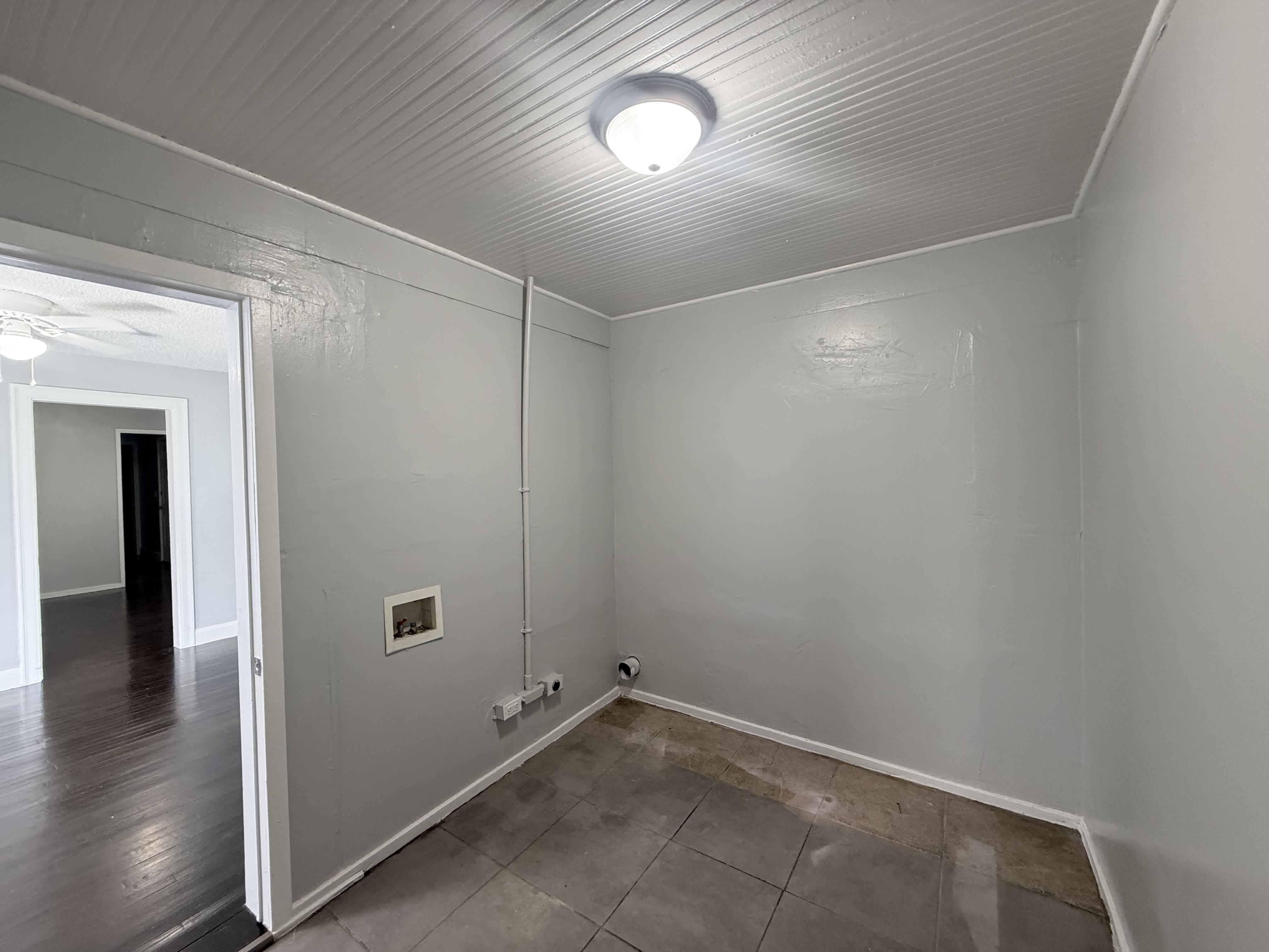 1323 NE 7th St – photo 4