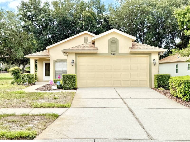 240 Center Oak Circle – photo 2