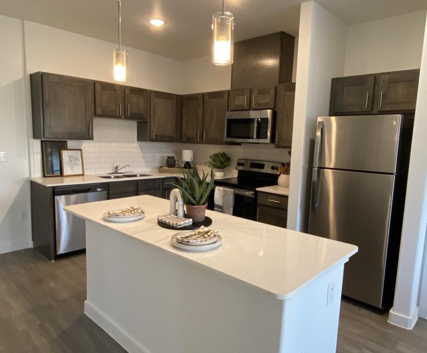 111 Ames Ave. – photo 3
