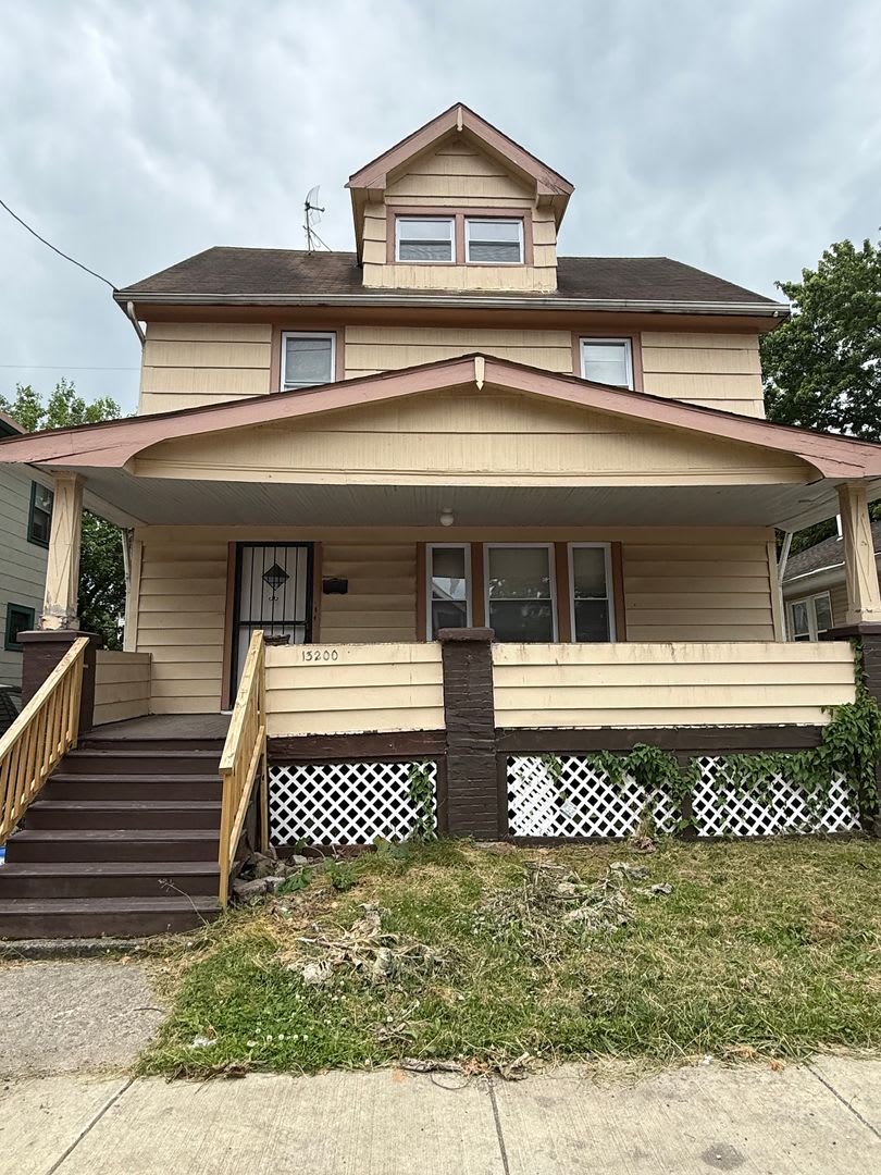4bd Single Section 8 *1/2 OFF SECURITY DEPOSIT SPECIAL* – photo 1