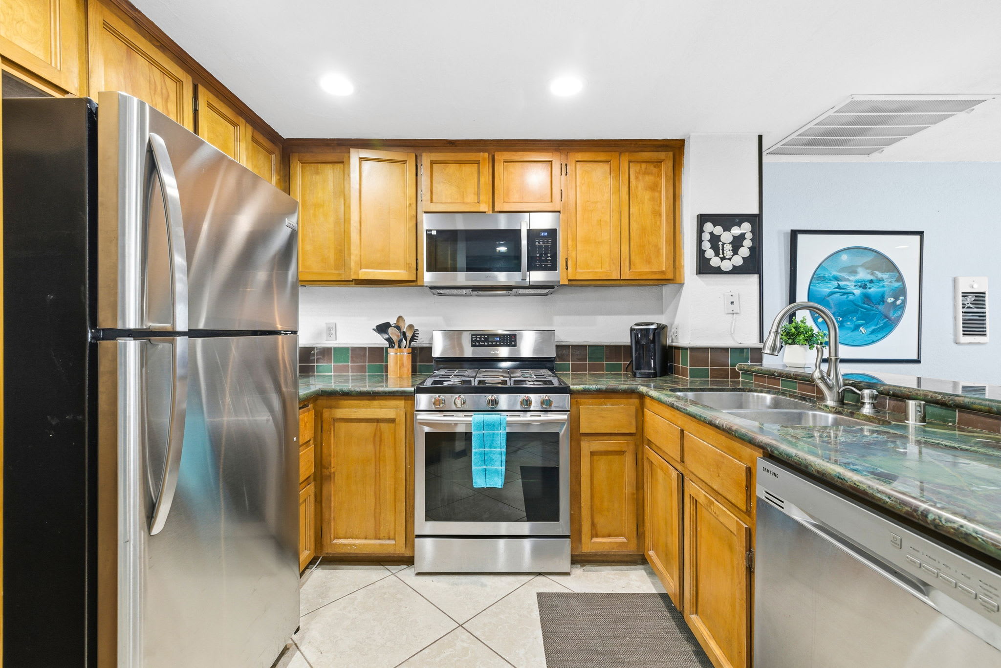 731 Seacoast Dr – photo 5