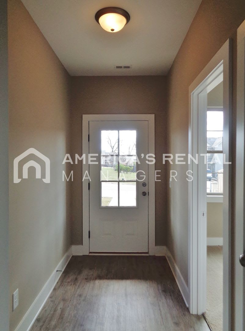 Townhome For Rent in Calera, AL – photo 2