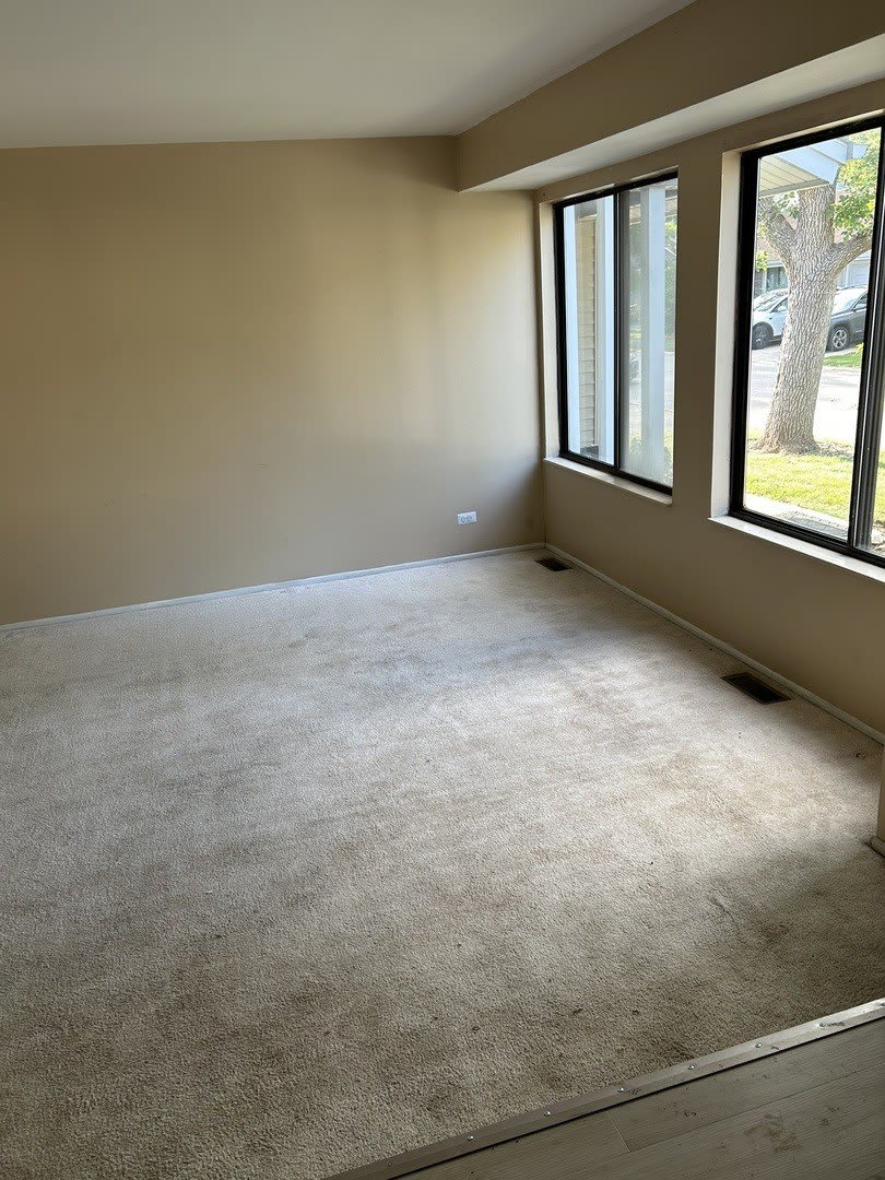 1373 N Whispering Spring Circle – photo 2