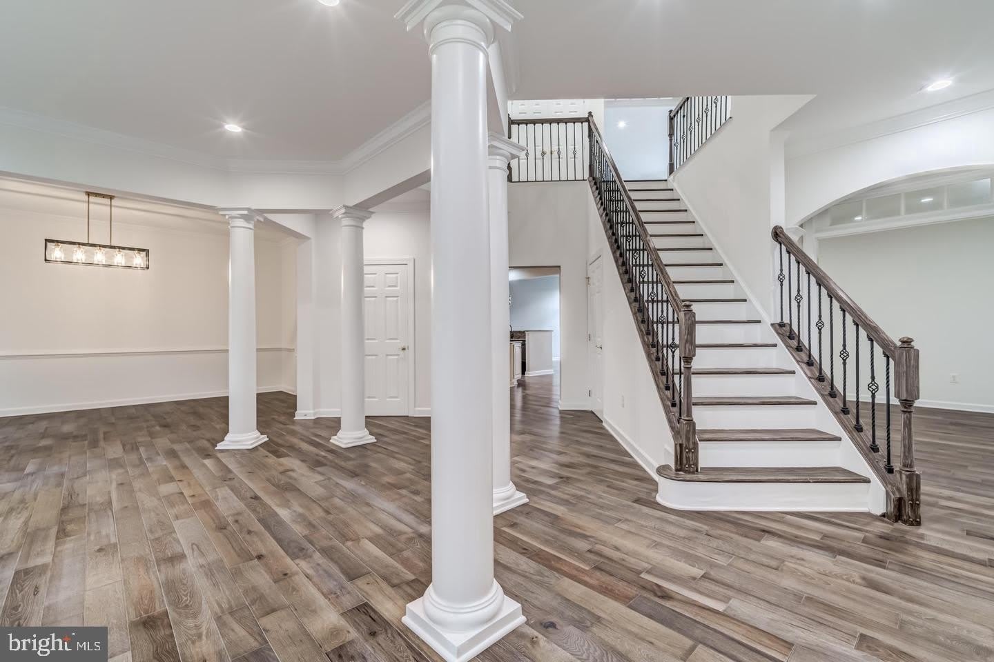 24909 PINEBROOK Road – photo 2
