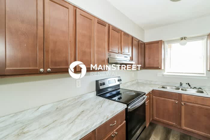 4402 Guildhall Drive – photo 3