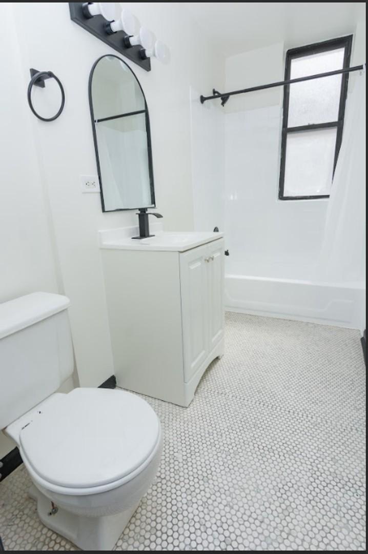 5629 West Washington Blvd – photo 5