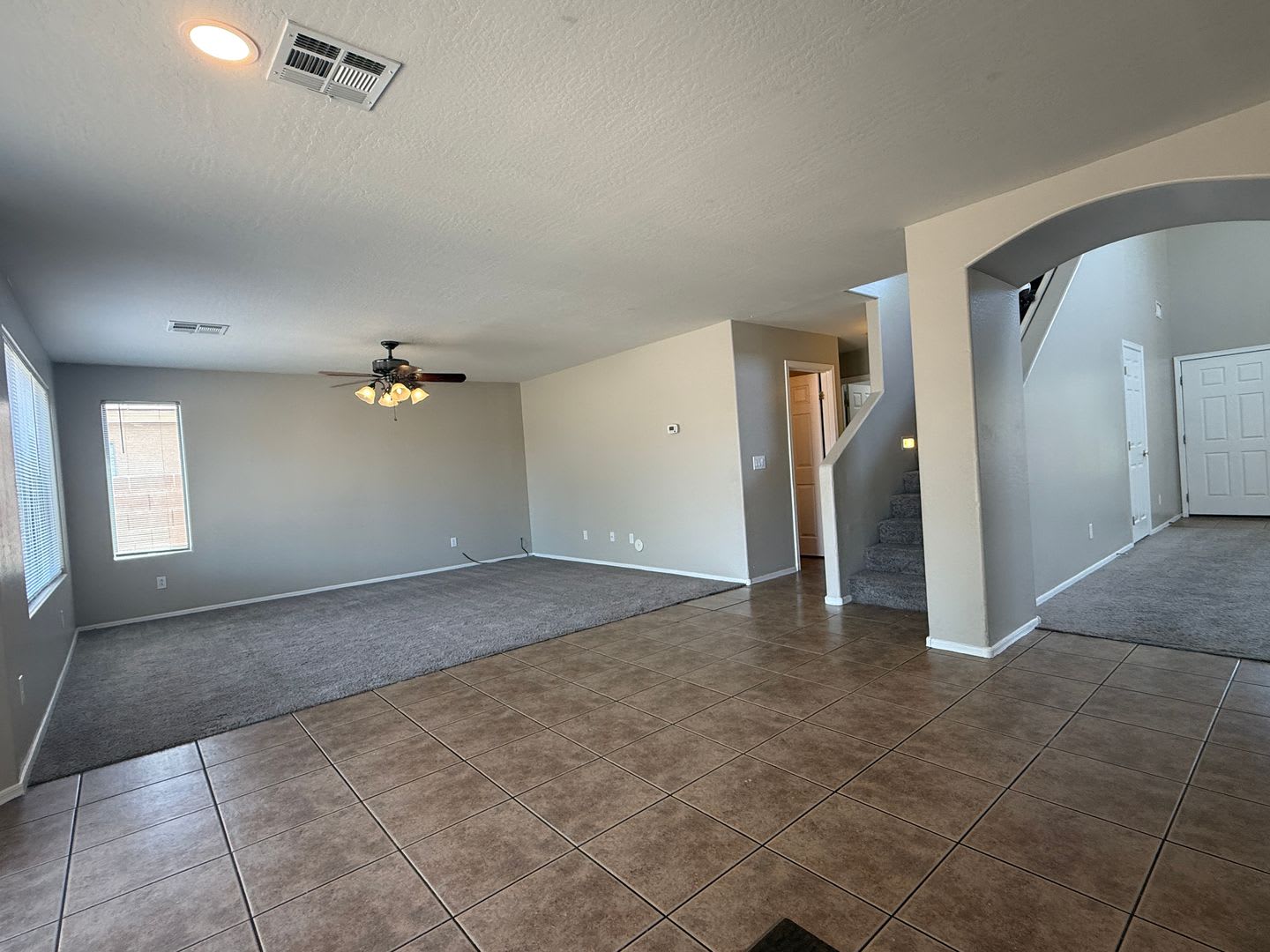 San Tan Valley, 5 bed, 3 bath, San Tan Heights – photo 2