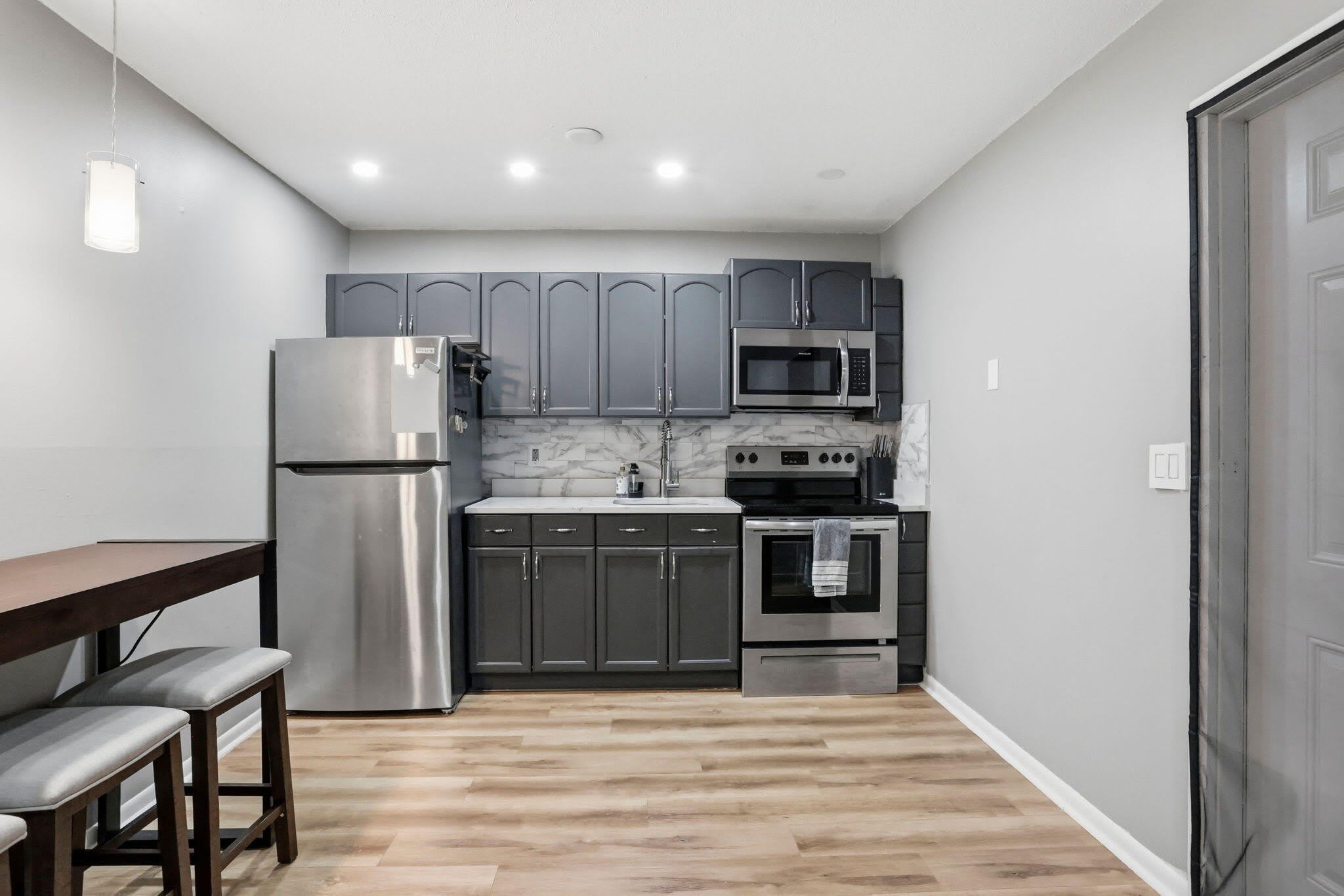 1204 S Lake Drive E – photo 5
