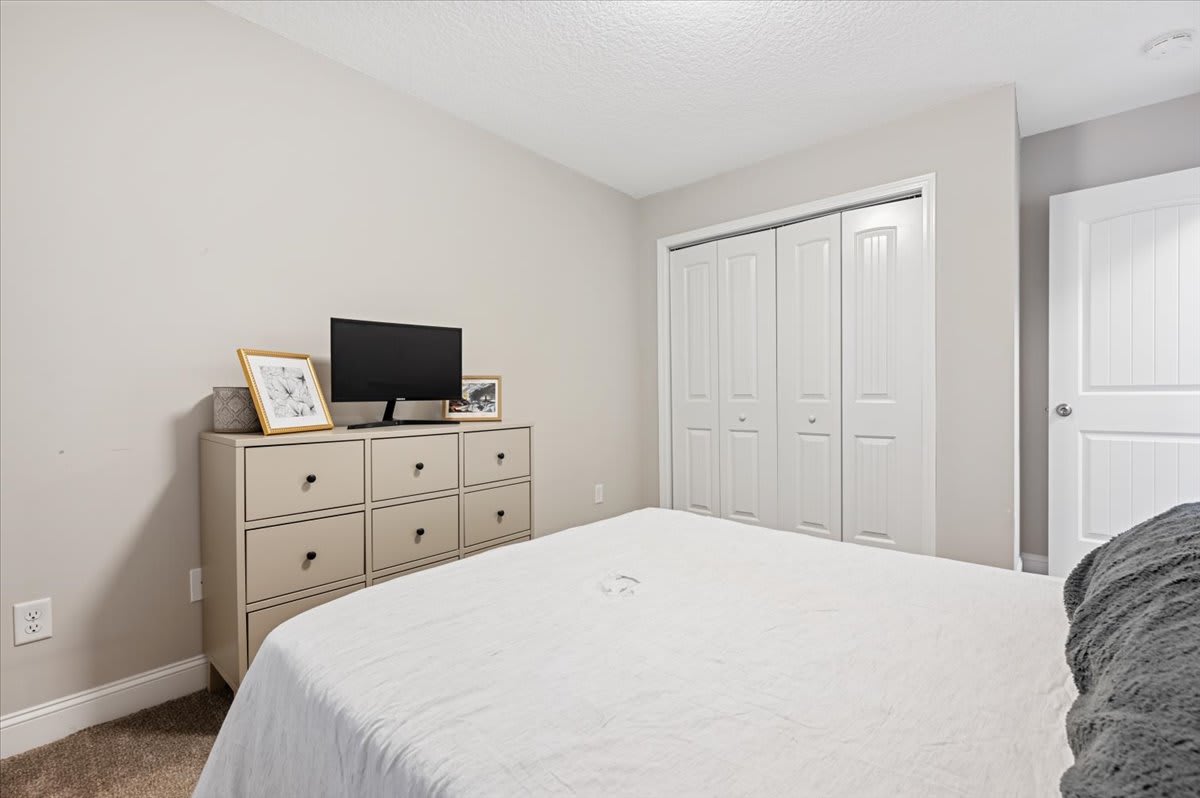 158 Hamlet Court – photo 5