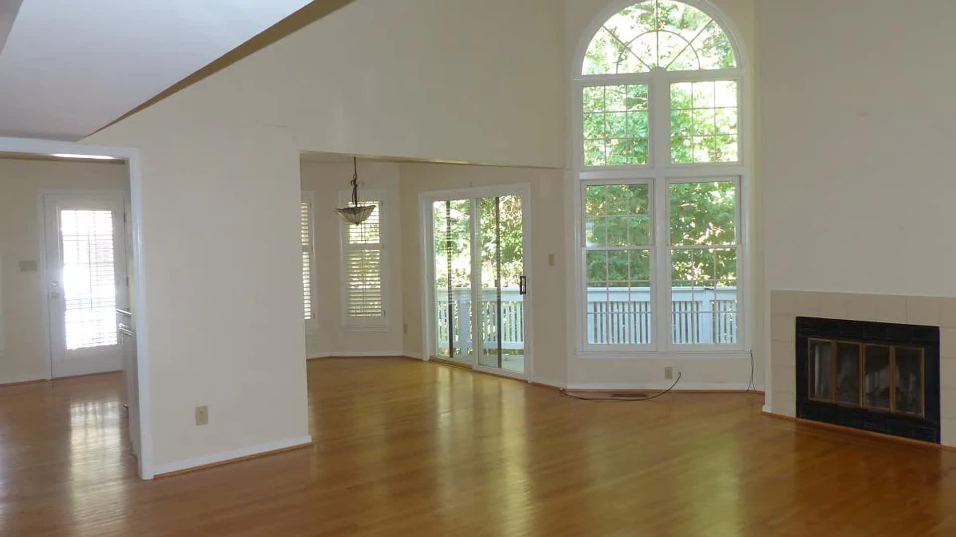3 Bed 2 Bath In Desirable Kirkwood – photo 2