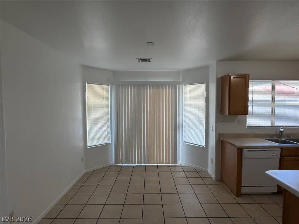 2561 ROSY SUNRISE Street – photo 5
