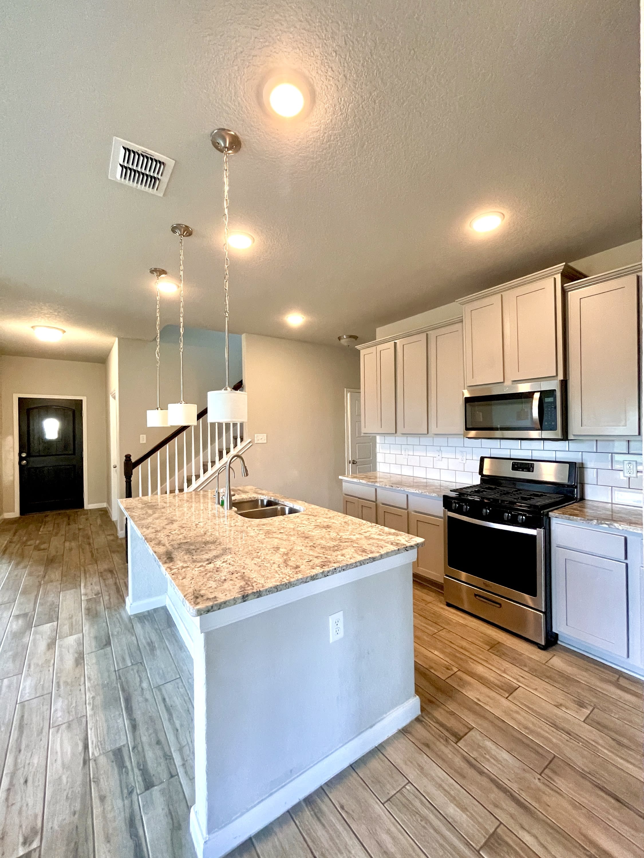 15306 Comanche Grove – photo 5