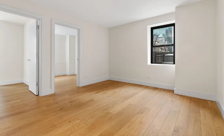 234 E 40th St – photo 3