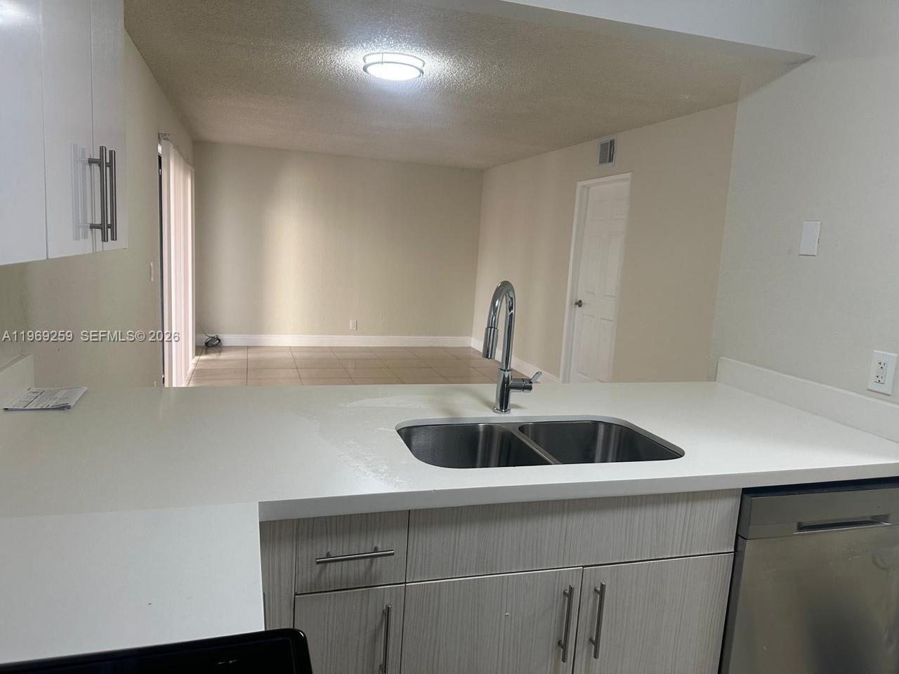 1463 Lake Crystal Drive – photo 4