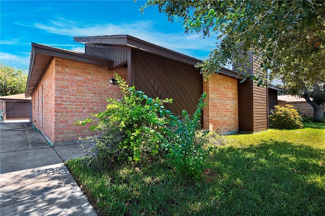 5038 Crestwick – photo 1