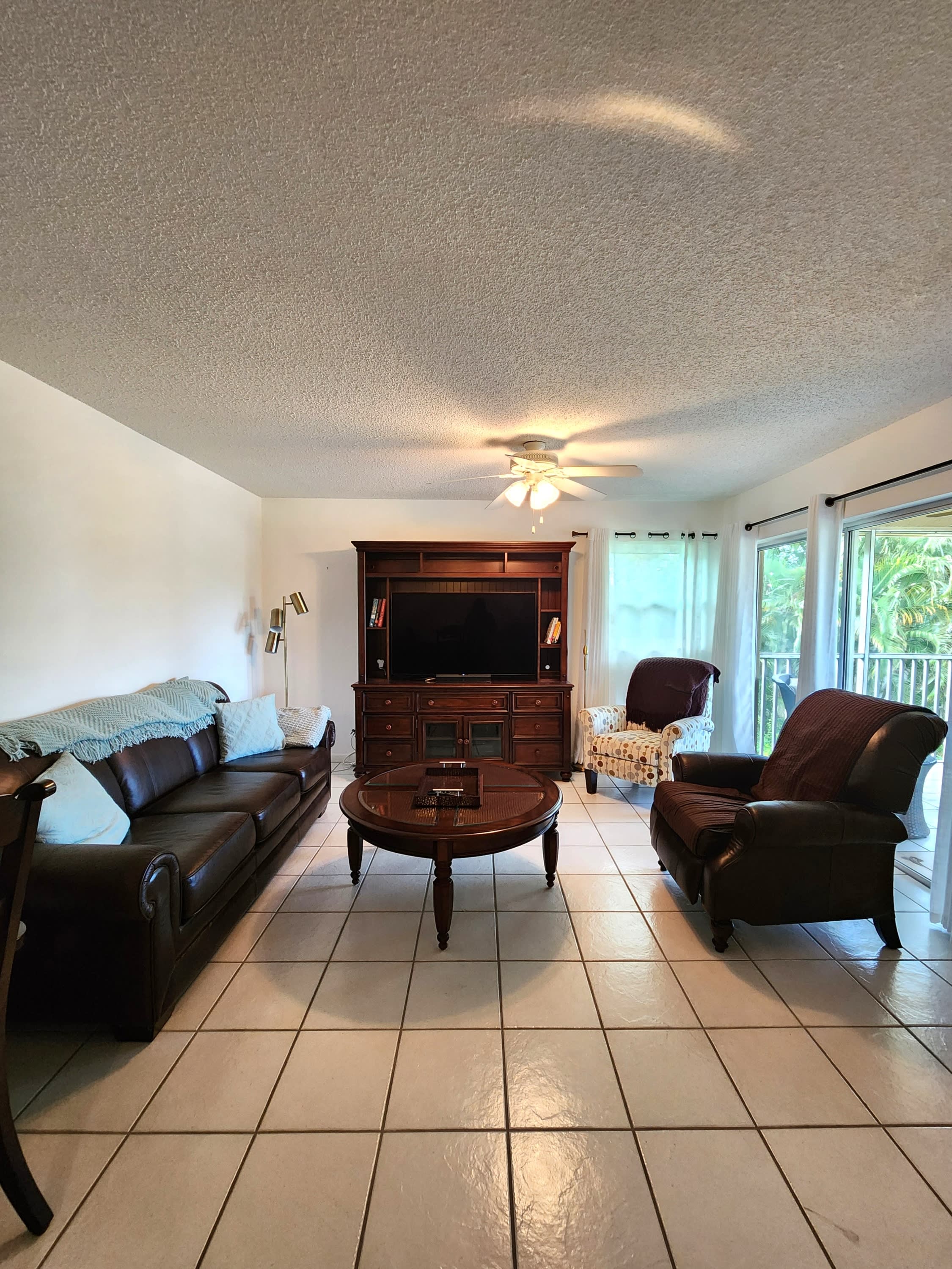 2000 Alamanda Drive – photo 3