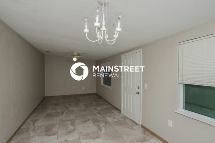 875 Doat Street Southeast – photo 4