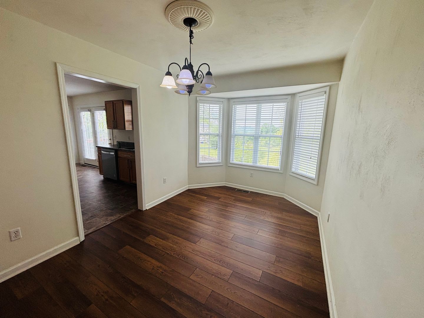 3 Bedroom 2.5 Bath House – photo 4